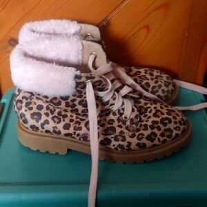 Jellypop cheetah boots with furry accents